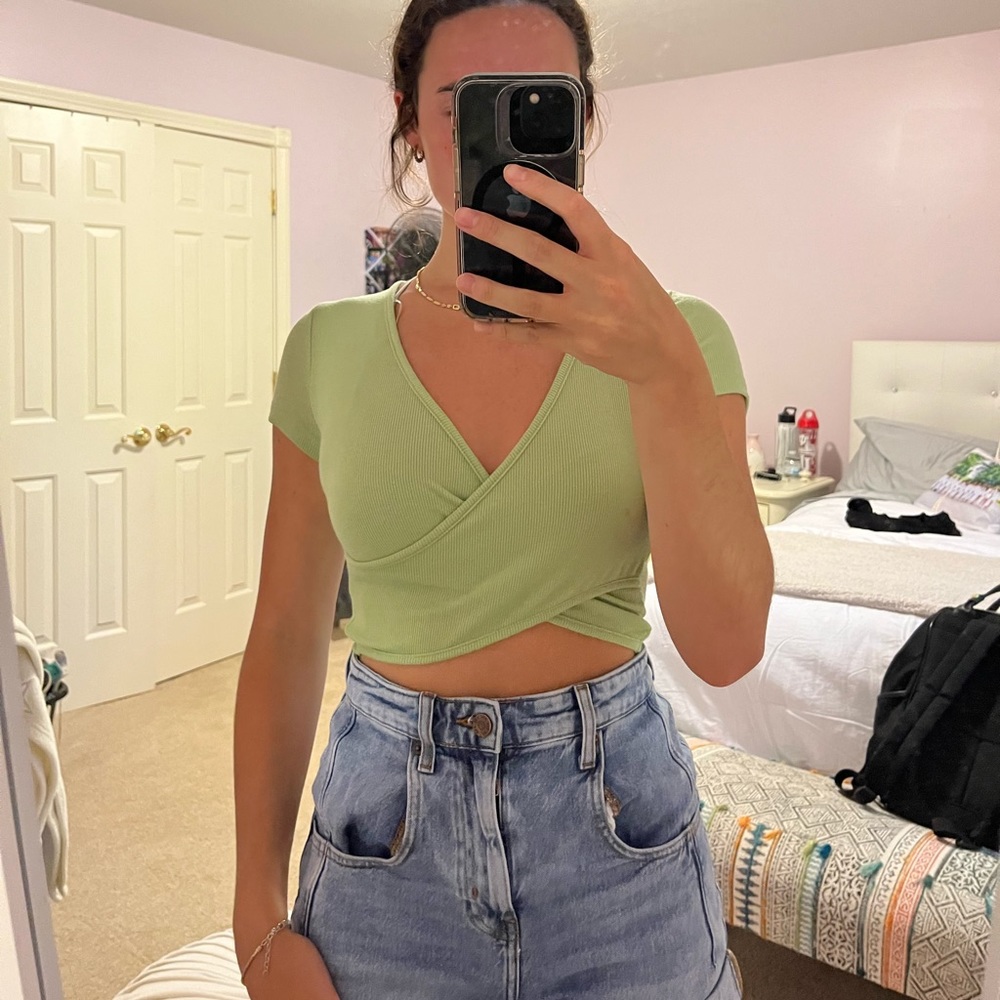 Princess Polly Crop Top